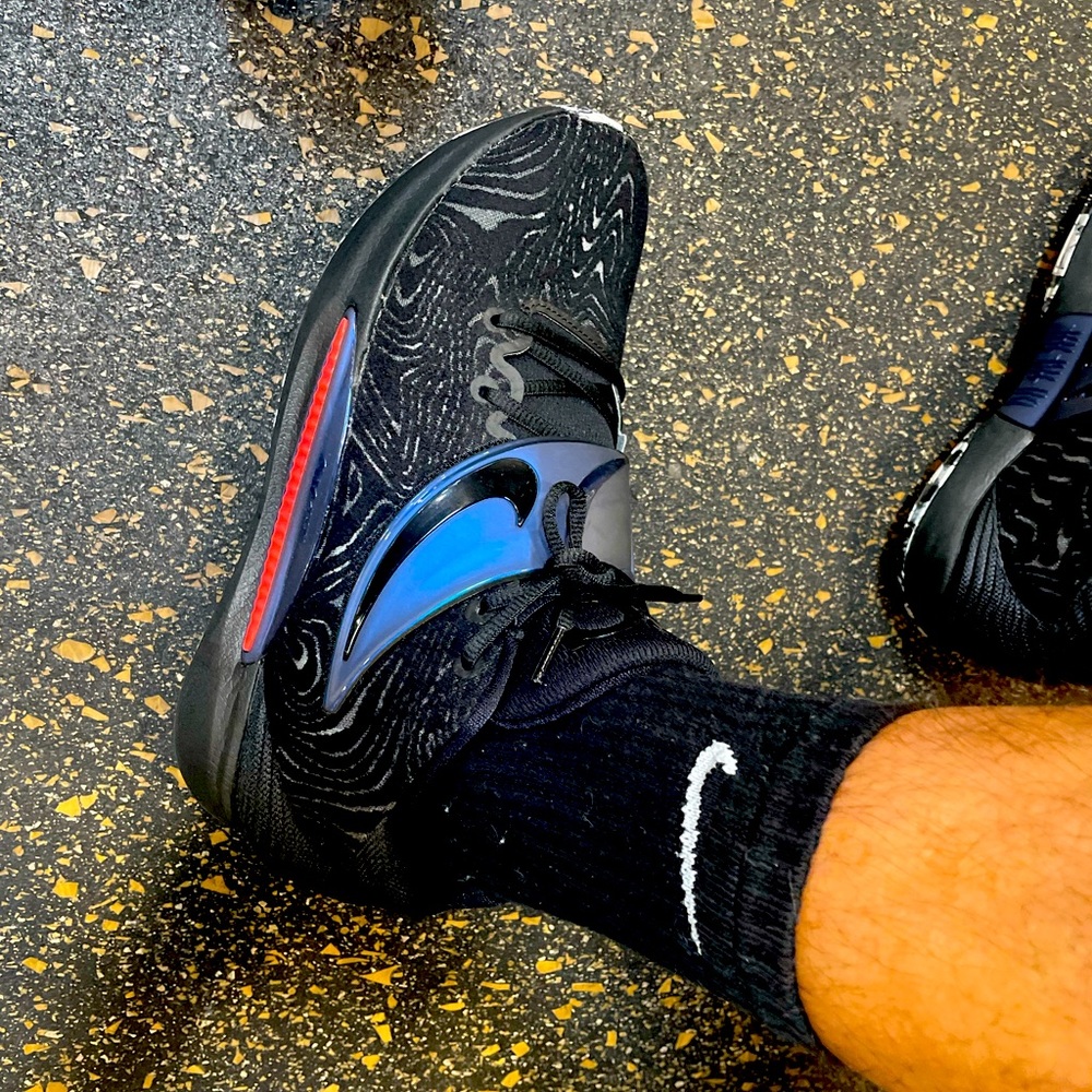 Size 12 worn 2 times for a about an Hour… pretty much brand new